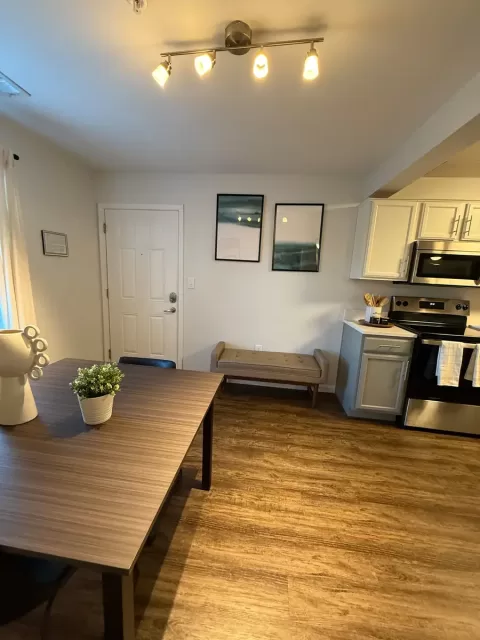 Apartment Gallery - 12