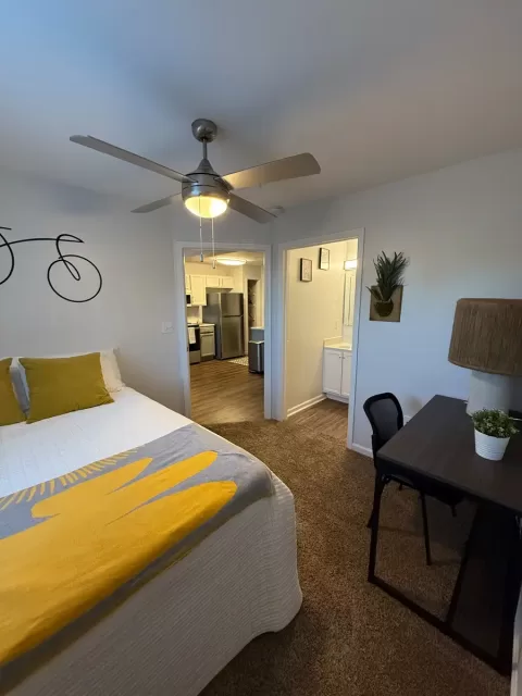 Apartment Gallery - 9